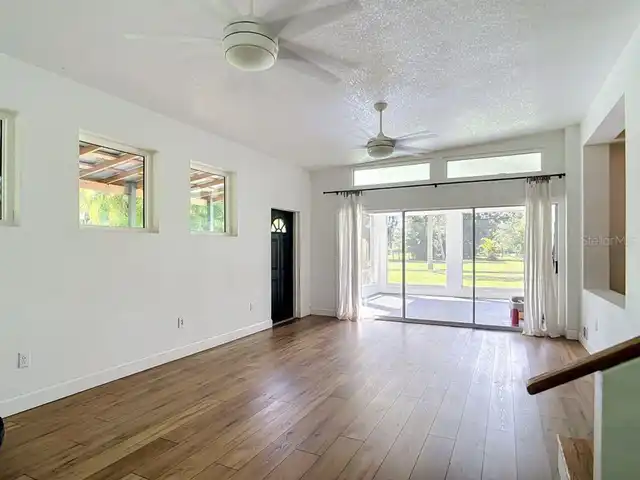 Listing Photo 25