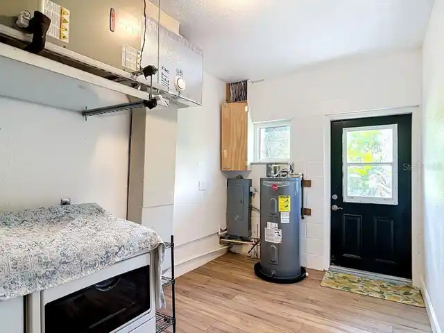 Listing Photo 34