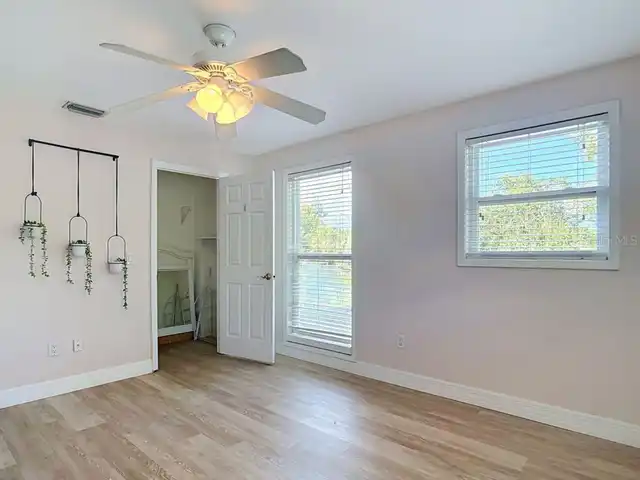 Listing Photo 43