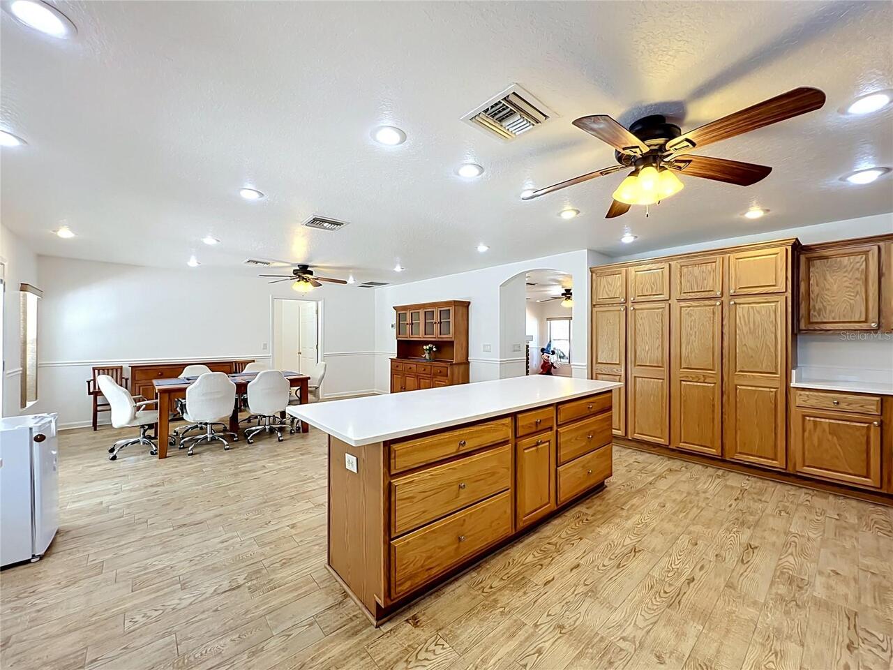 Listing Photo 15