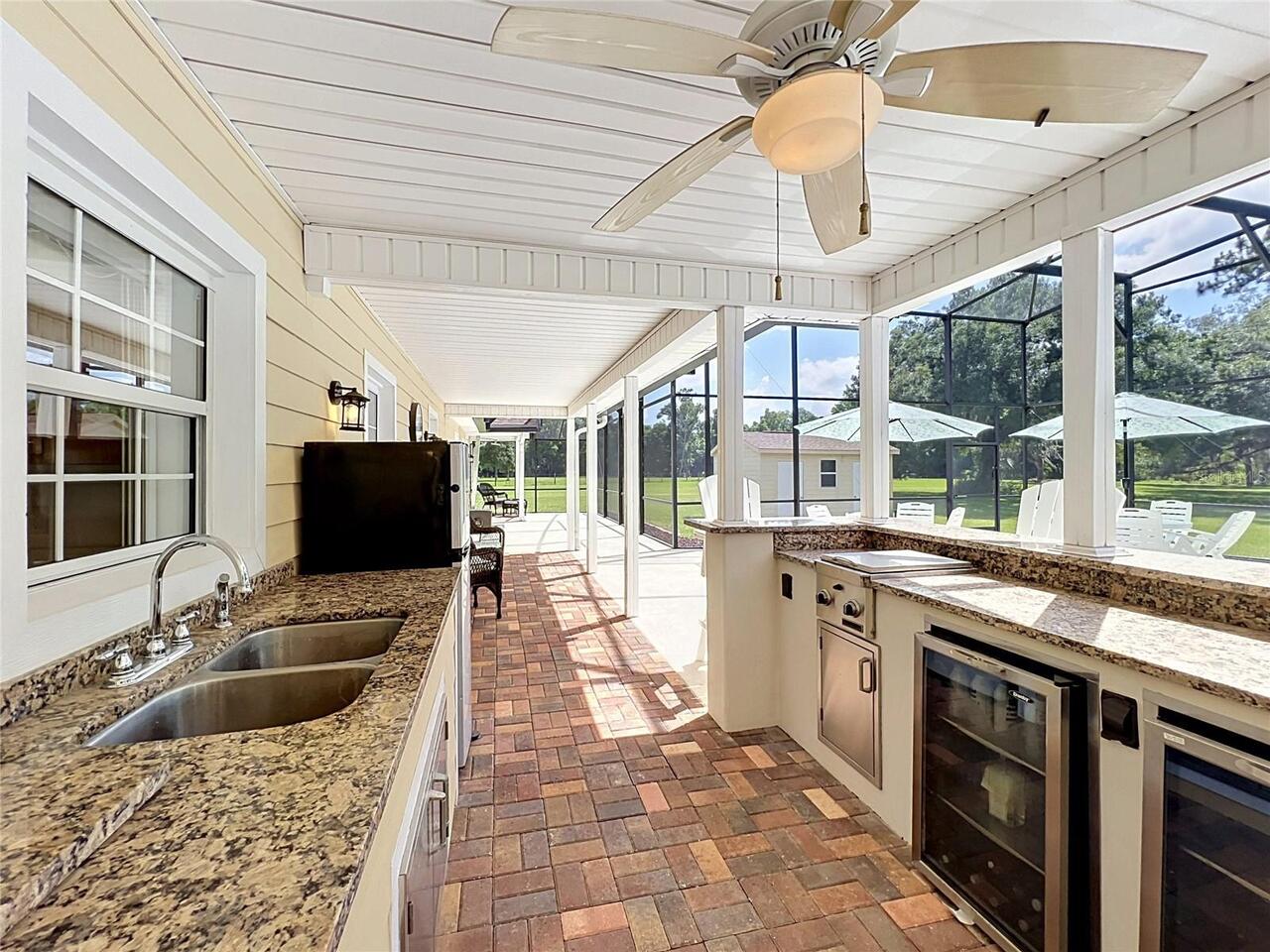 Listing Photo 18