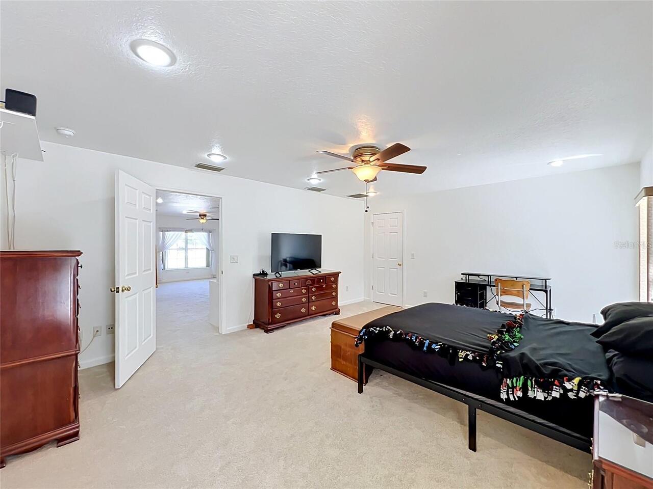 Listing Photo 46