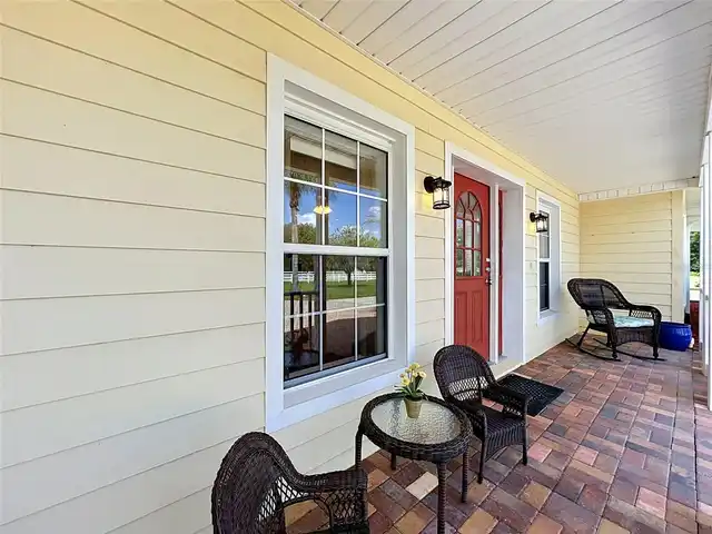 Listing Photo 8