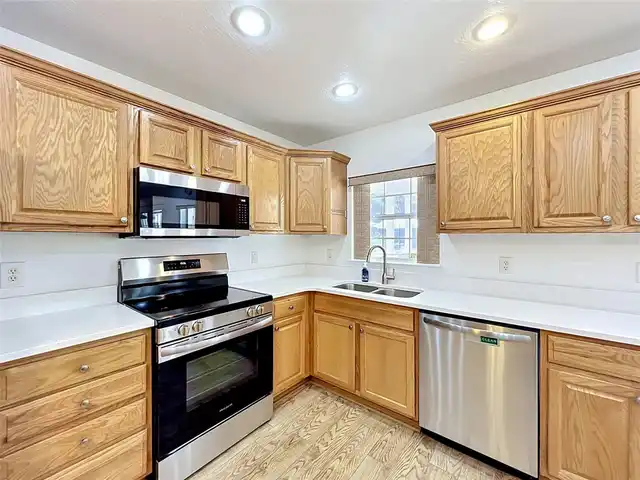 Listing Photo 13