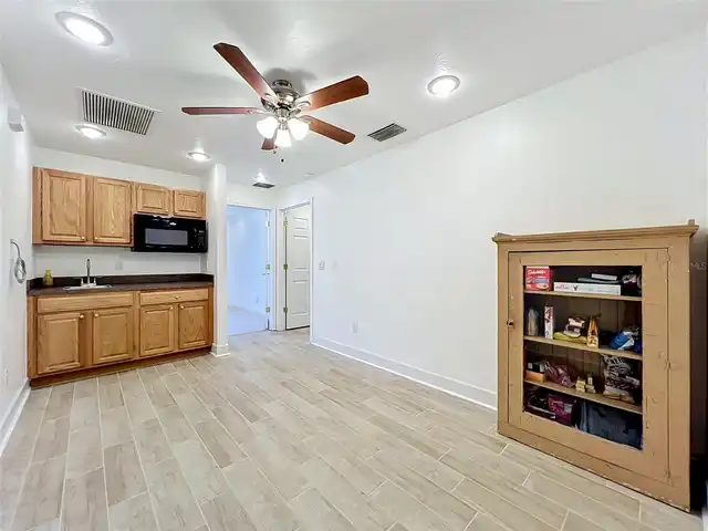Listing Photo 31