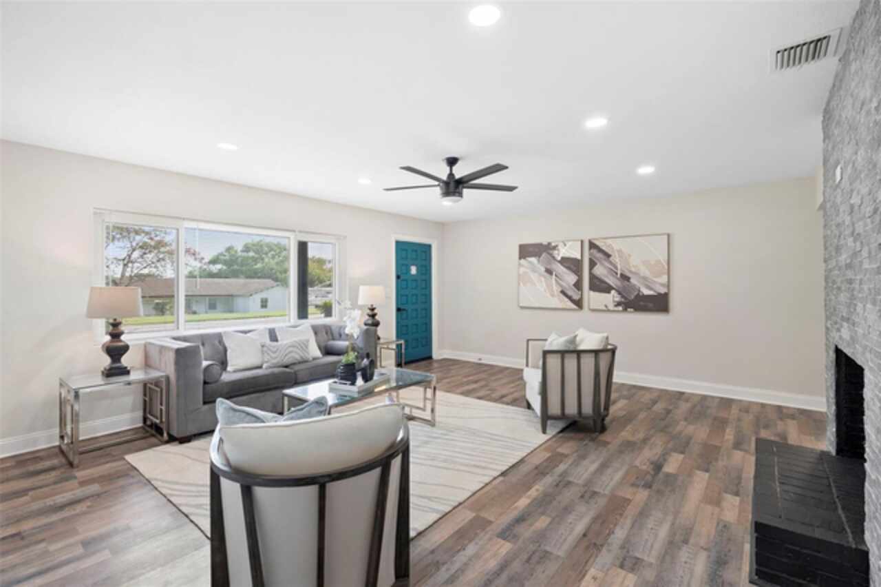 Listing Photo 8