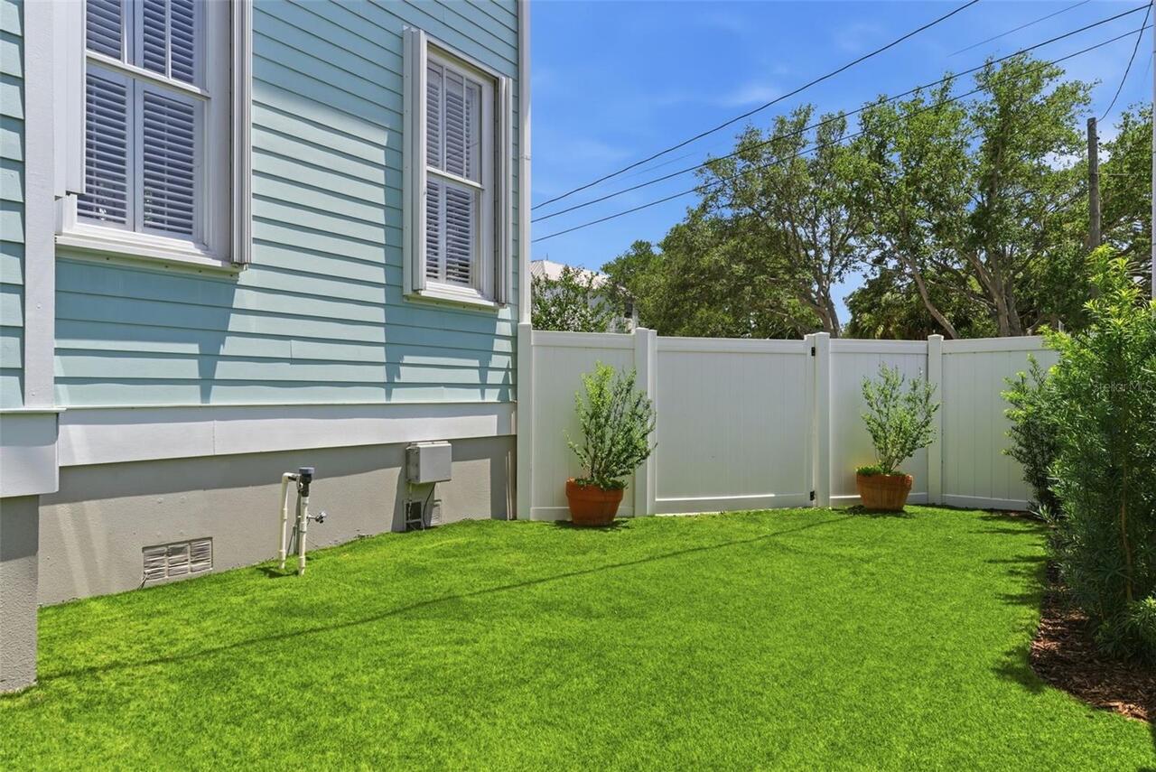 Listing Photo 42