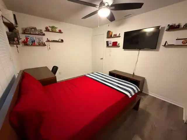 Listing Photo 15