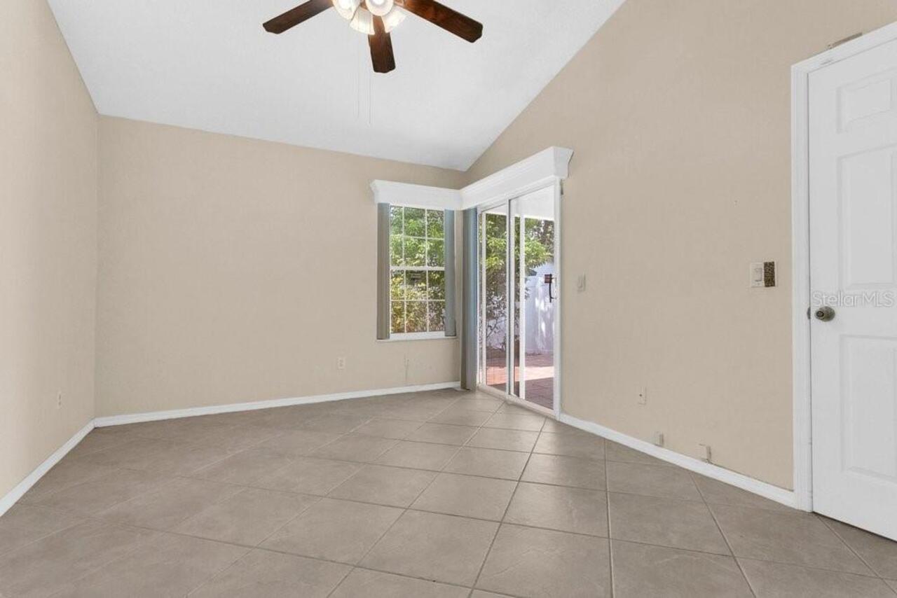 Listing Photo 14