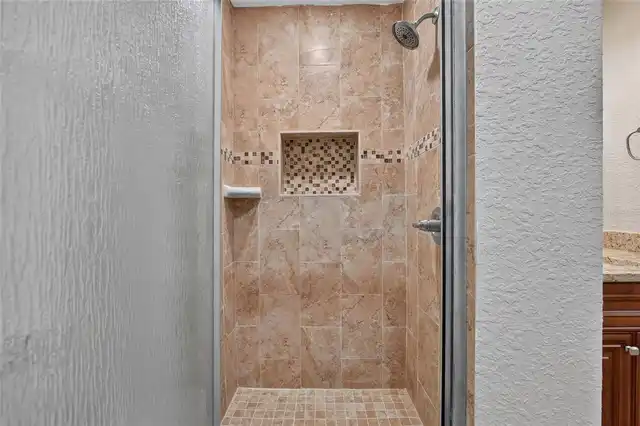 Listing Photo 33