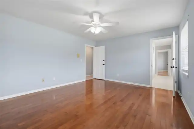 Listing Photo 31