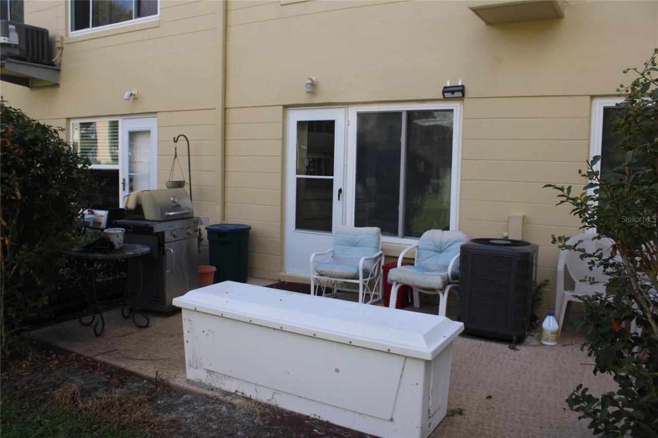 Listing Photo 11