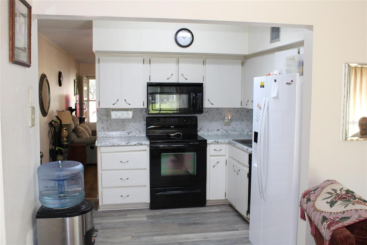 Listing Photo 6