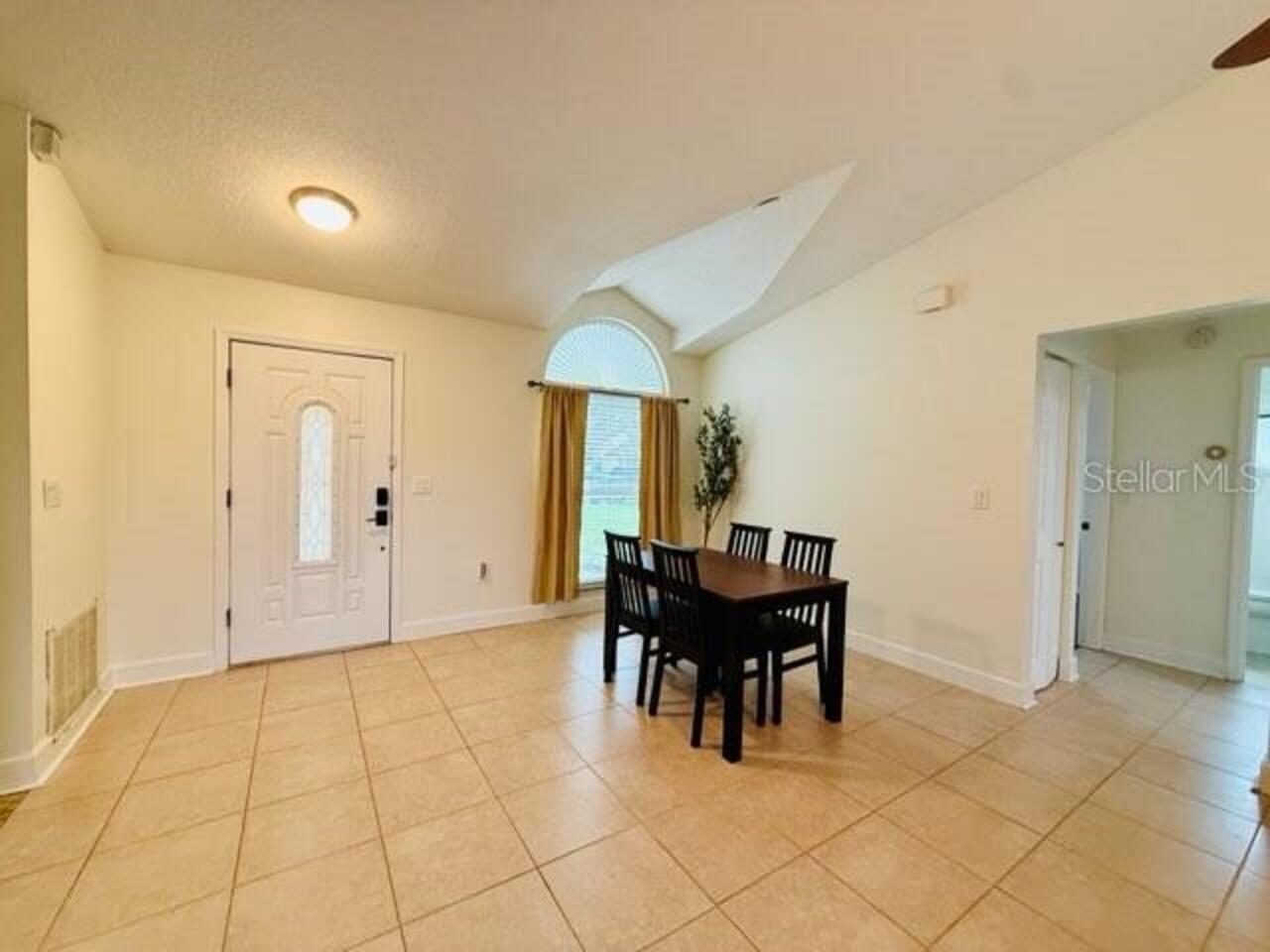 Listing Photo 7