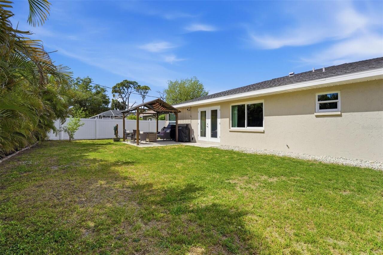 Listing Photo 32