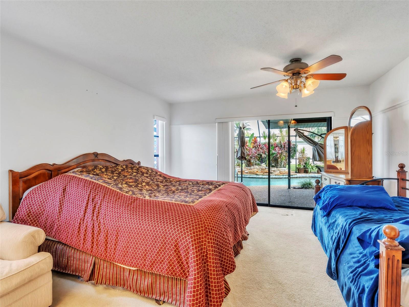 Listing Photo 12
