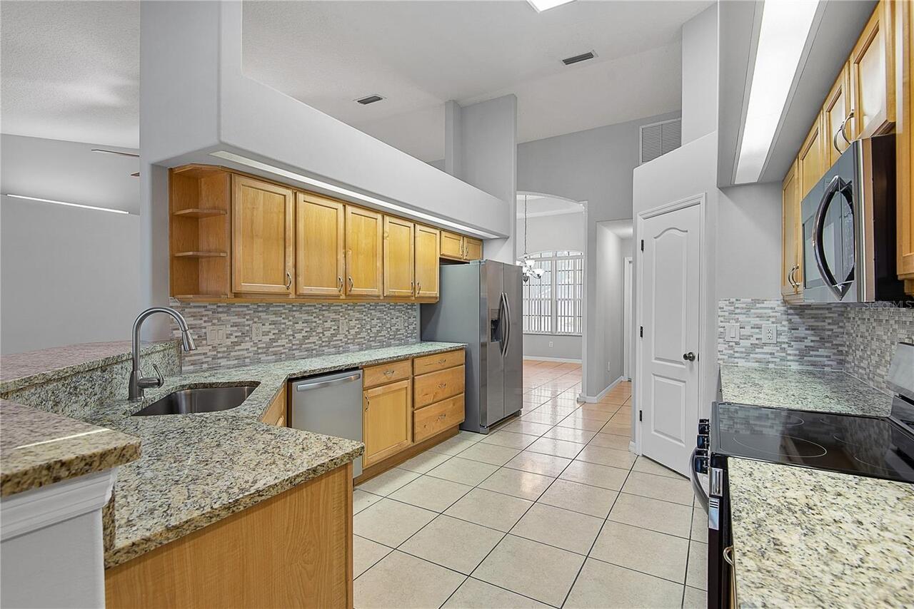 Listing Photo 17