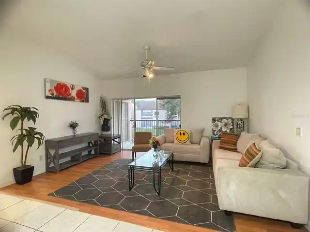 Listing Photo 9