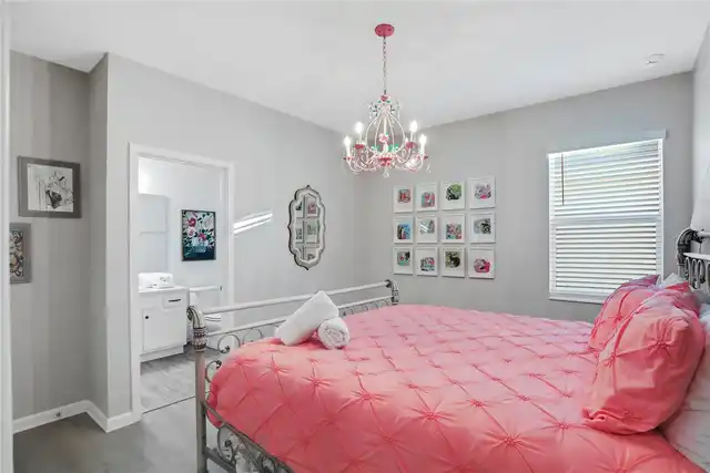 Listing Photo 22