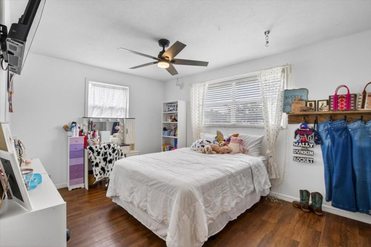 Listing Photo 28