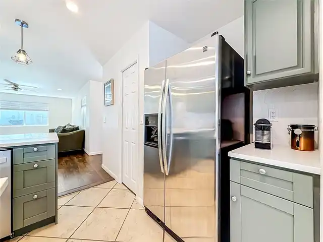 Listing Photo 11