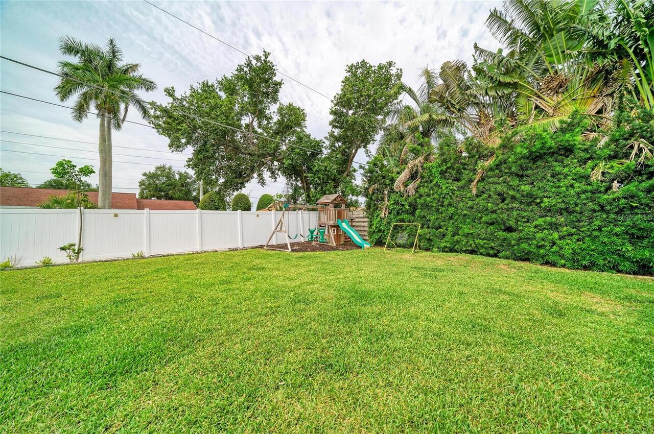 Listing Photo 38