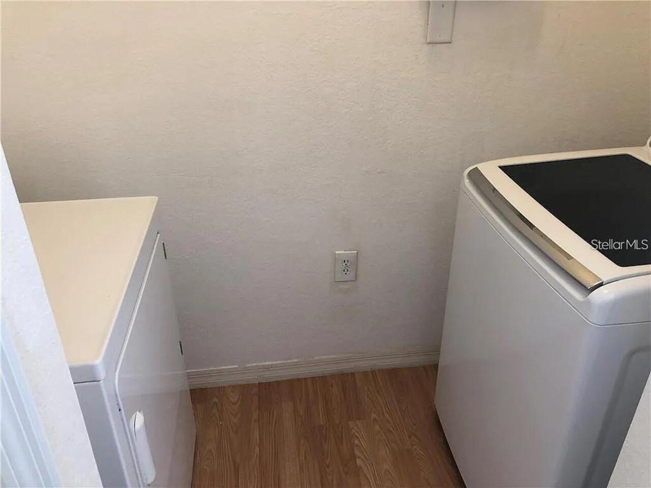 Listing Photo 9