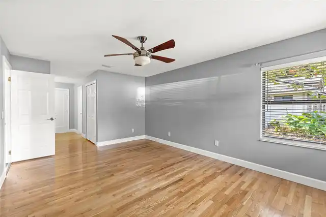Listing Photo 15