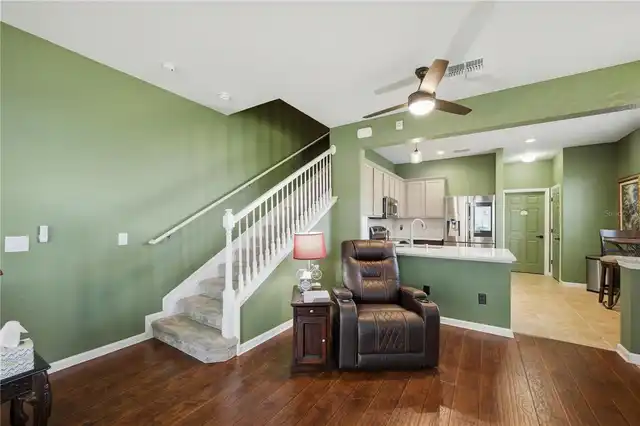 Listing Photo 17