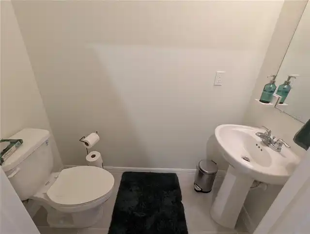 Listing Photo 8
