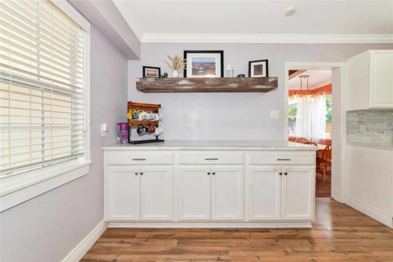 Listing Photo 16