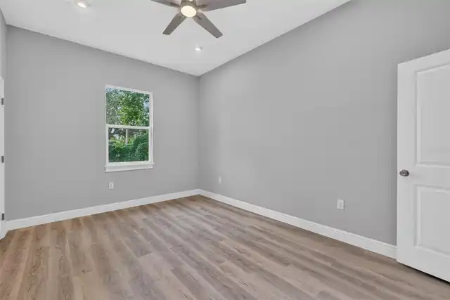 Listing Photo 38