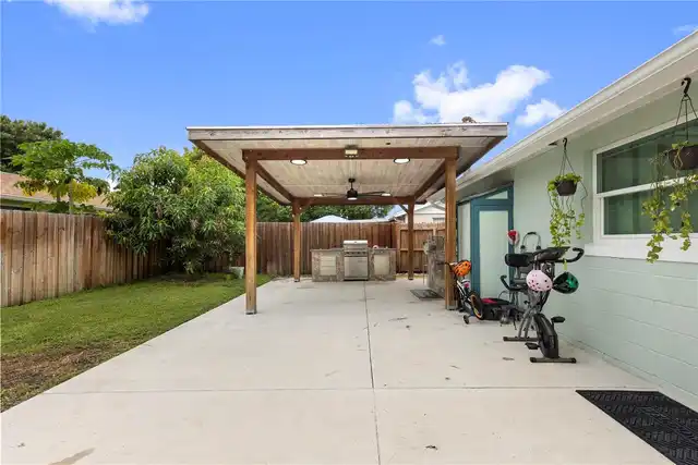 Listing Photo 21