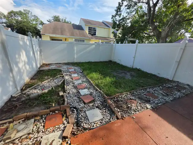 Listing Photo 18