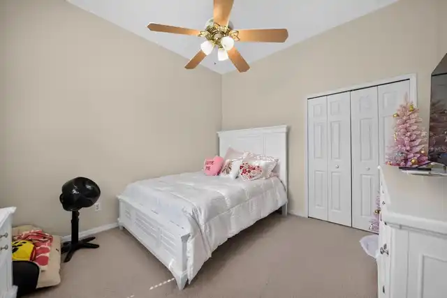 Listing Photo 14