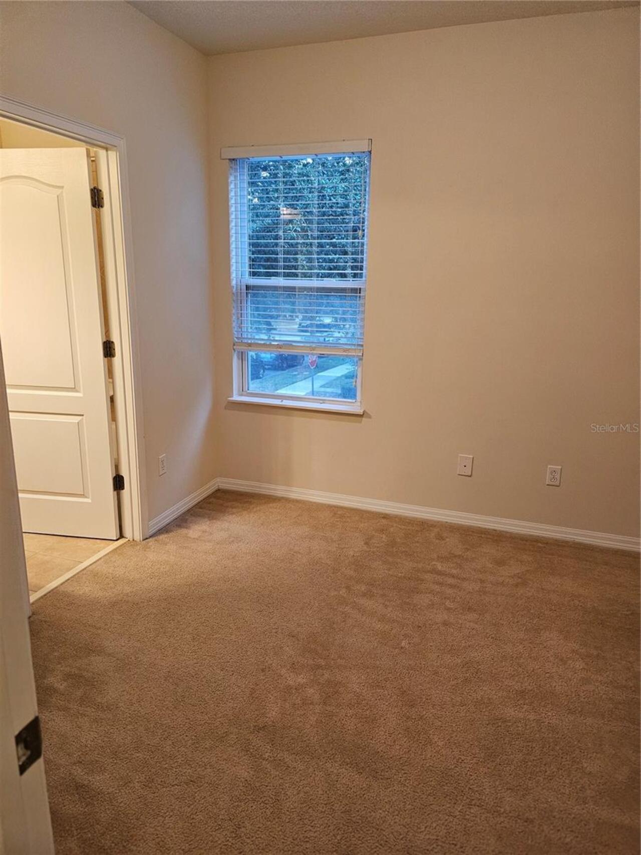 Listing Photo 14