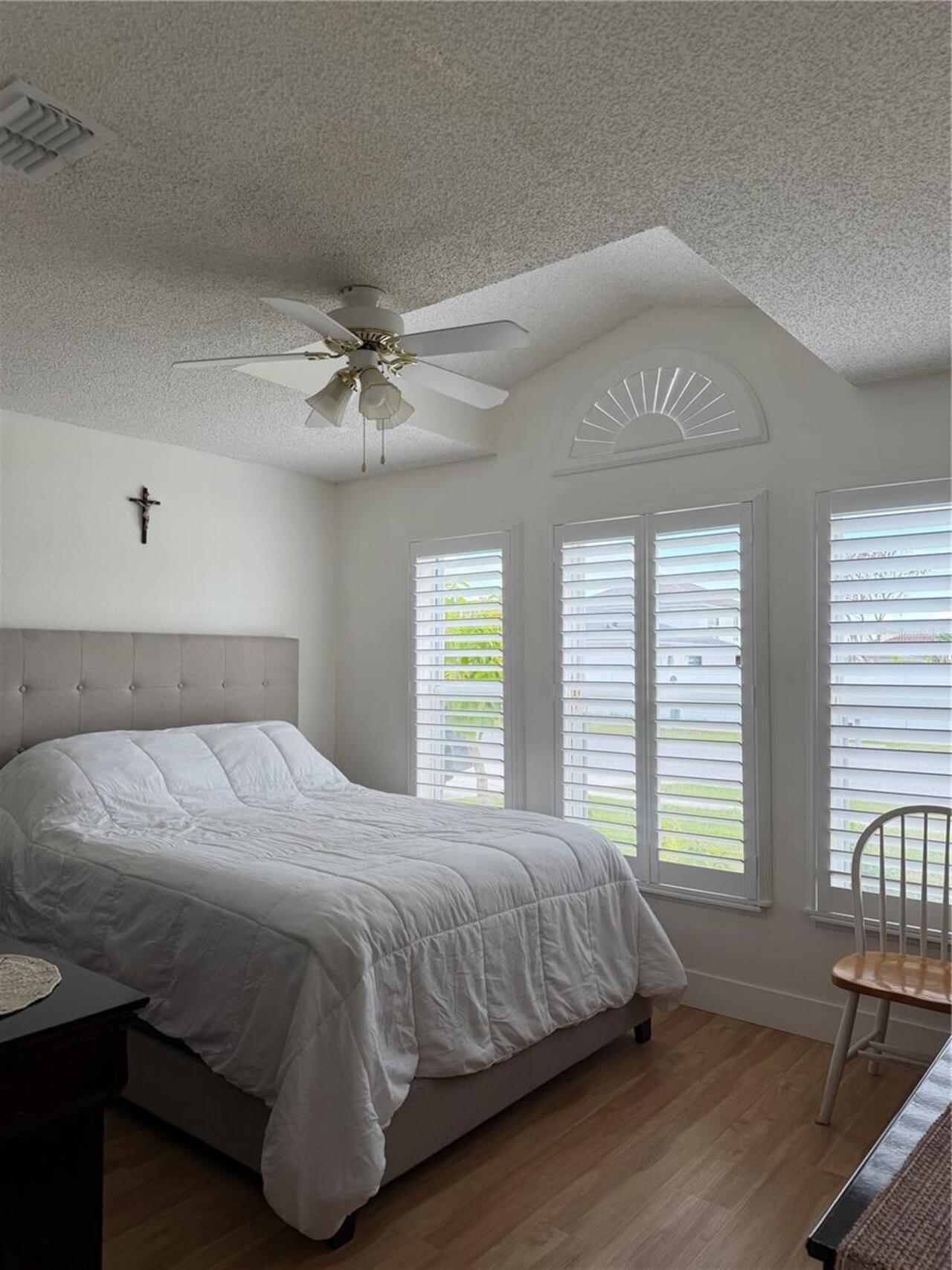 Listing Photo 22