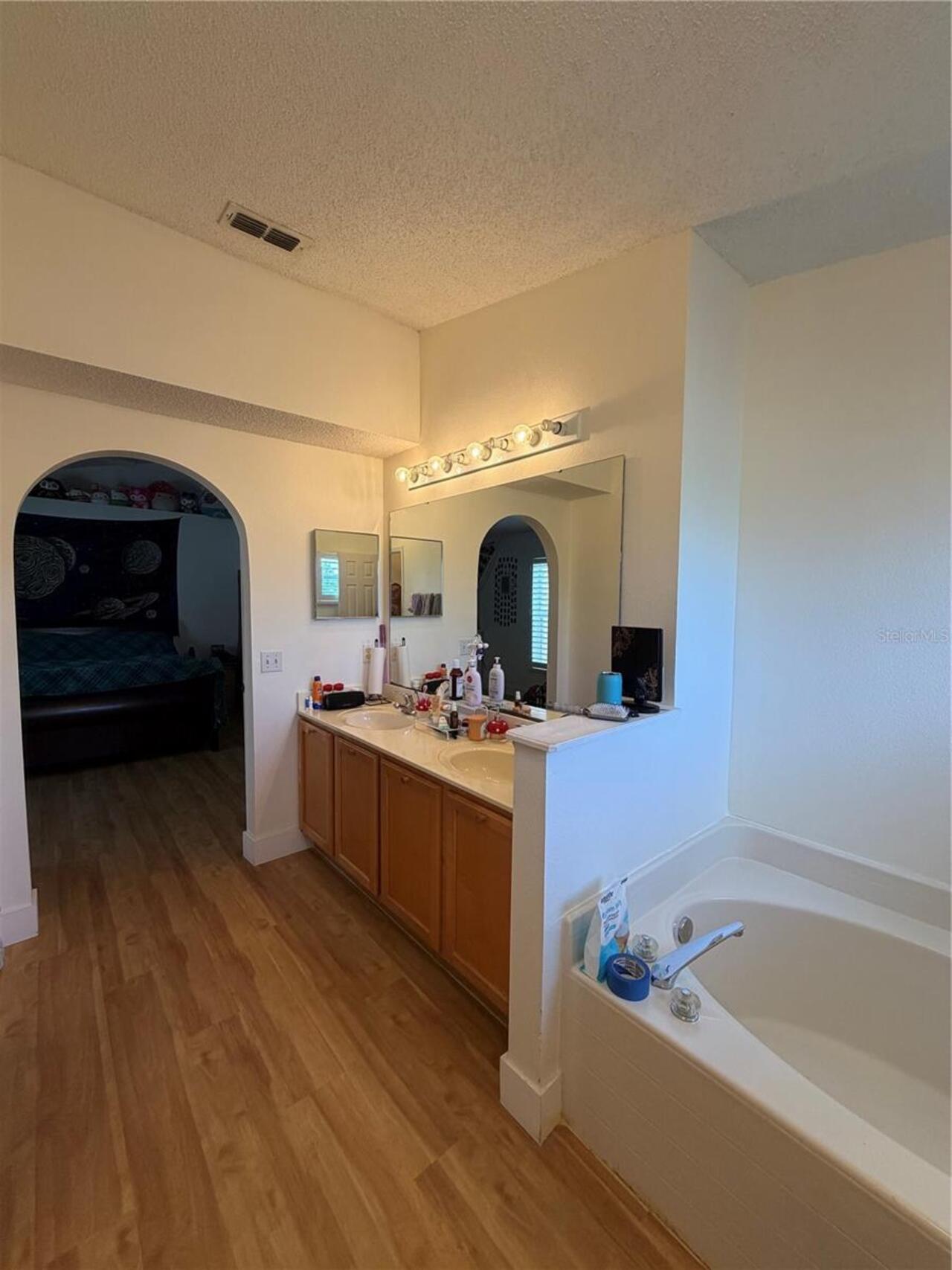 Listing Photo 29