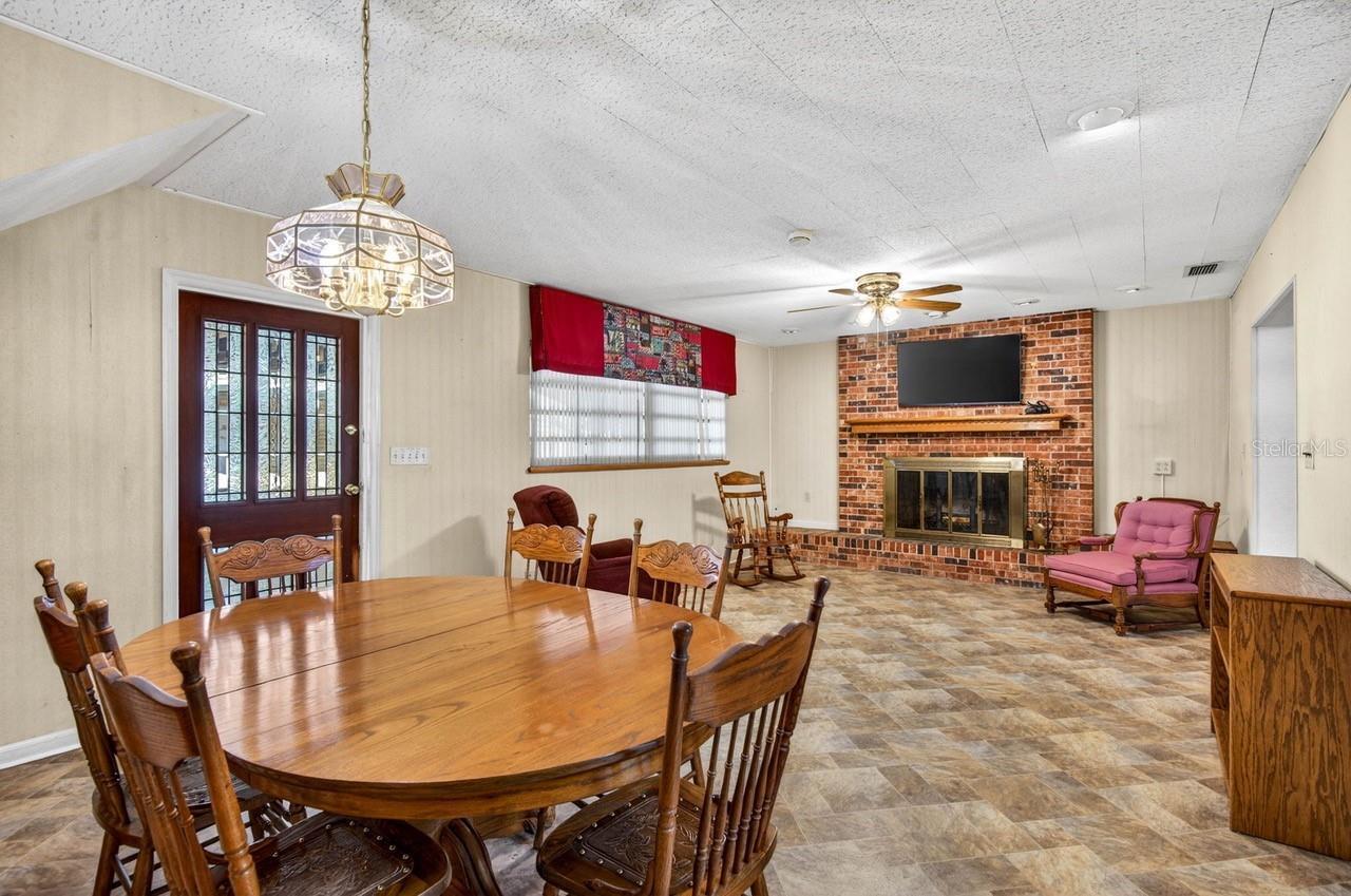 Listing Photo 18