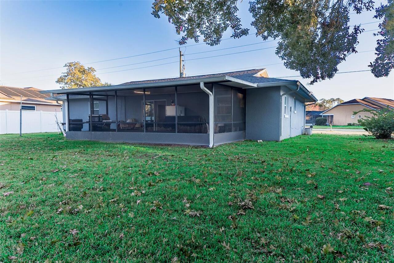 Listing Photo 17