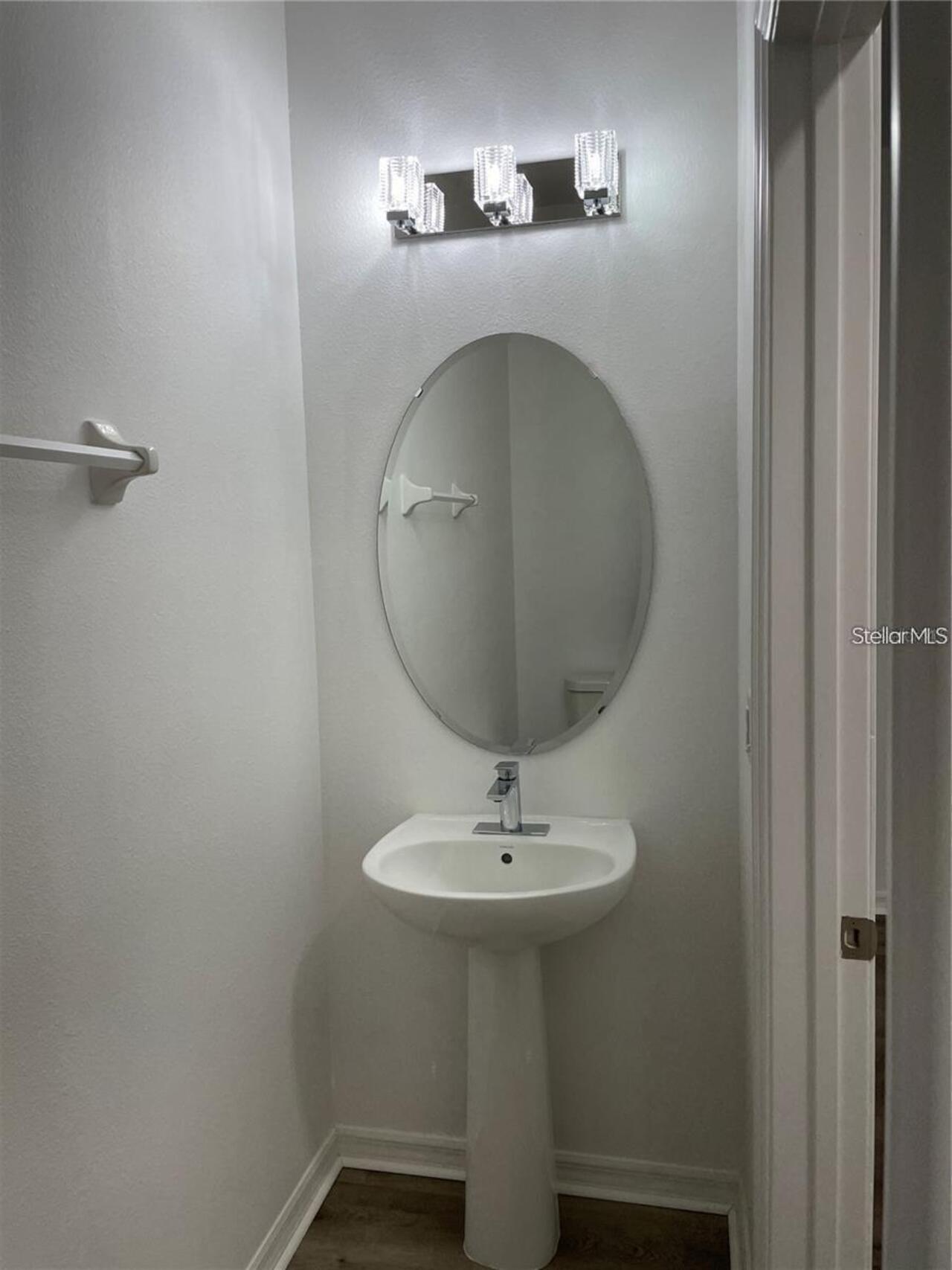 Listing Photo 8