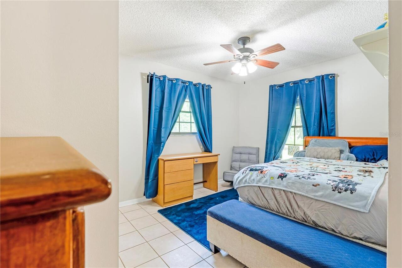 Listing Photo 17