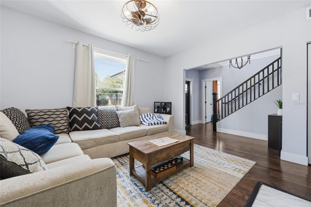 Listing Photo 8