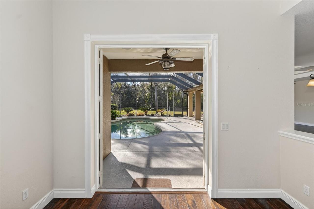Listing Photo 17
