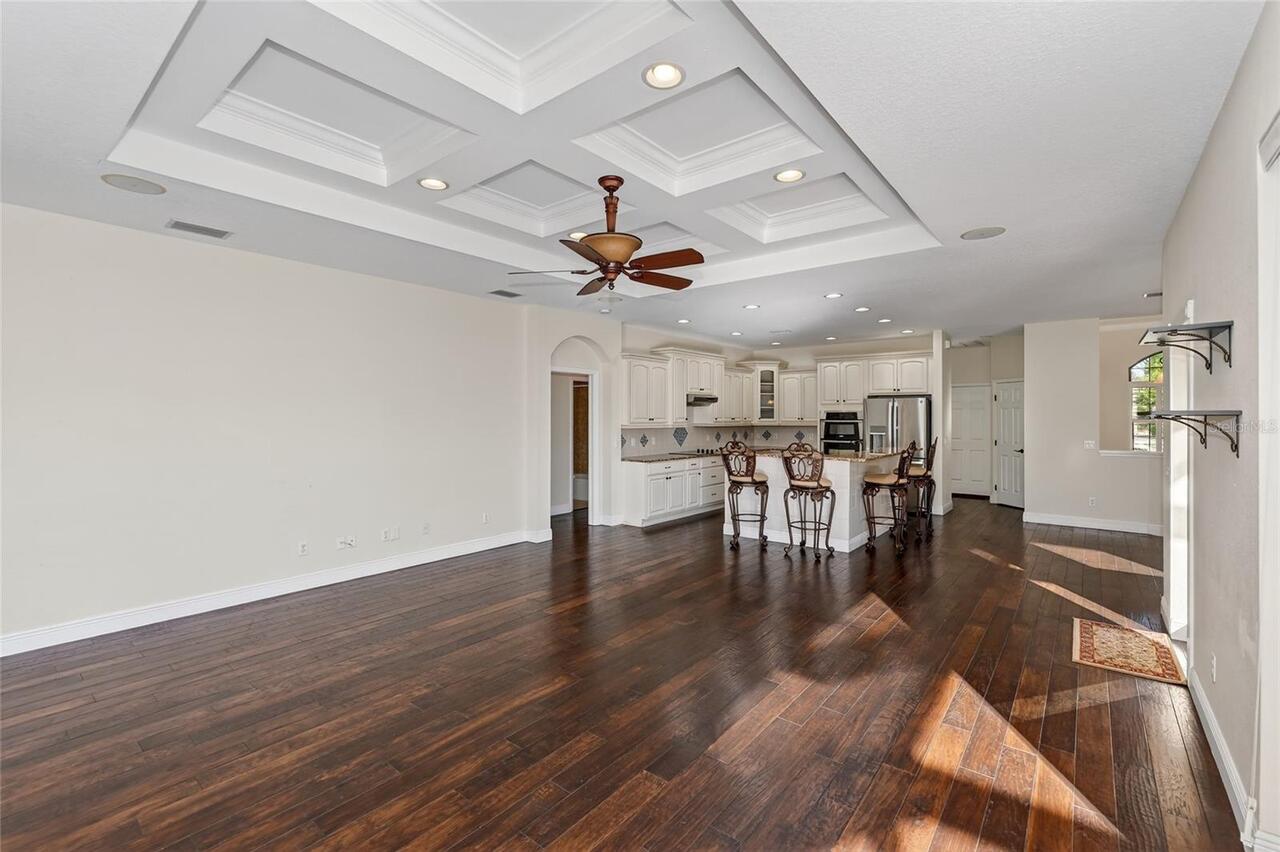 Listing Photo 32