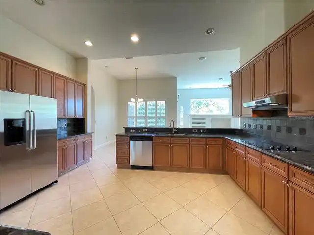 Listing Photo 10