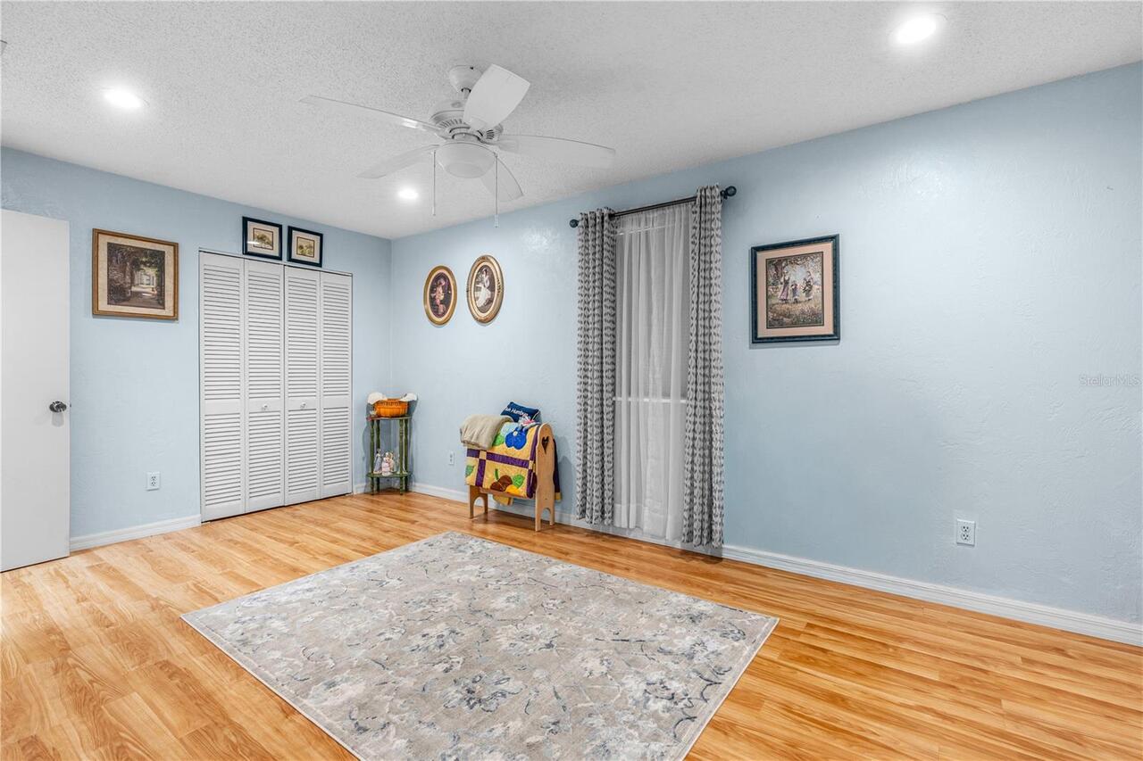 Listing Photo 13