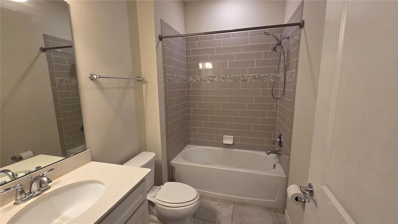 Listing Photo 14
