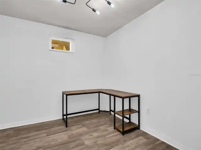 Listing Photo 38
