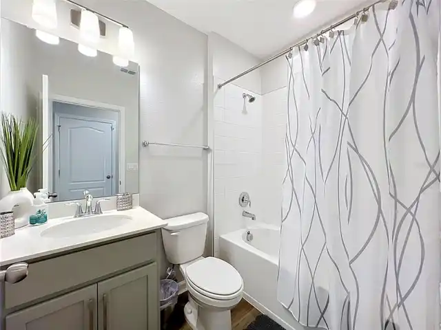 Listing Photo 20